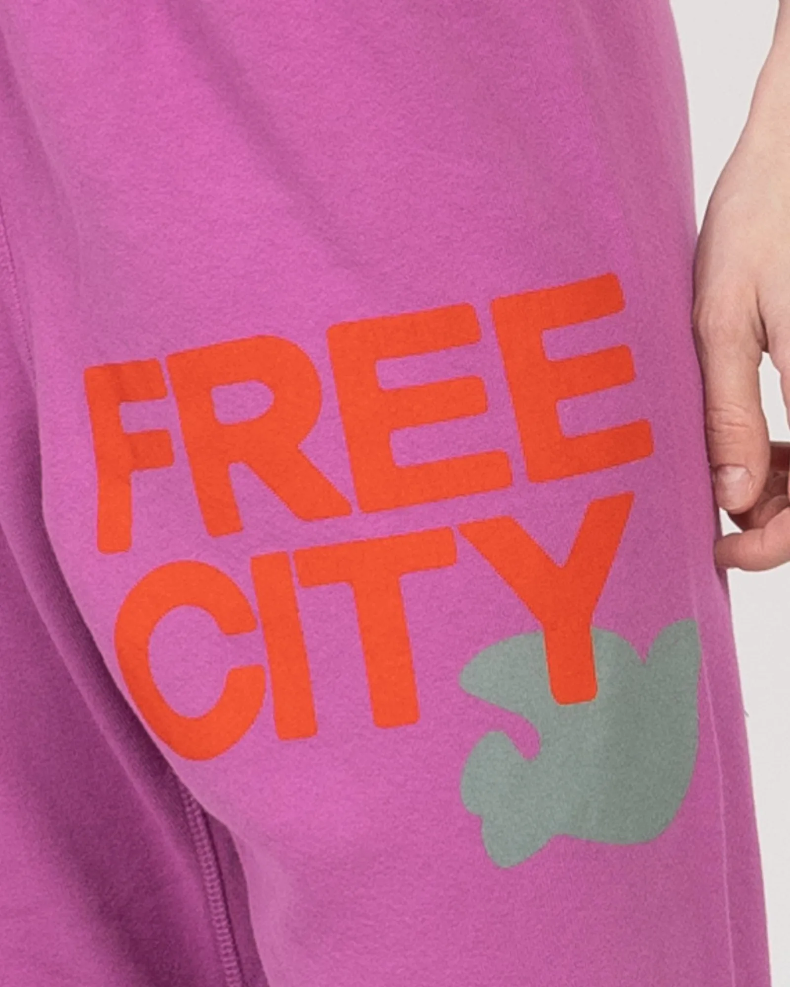 Large 3/4 Sweatpants sold by TNT Fashion product image thumbnail 5