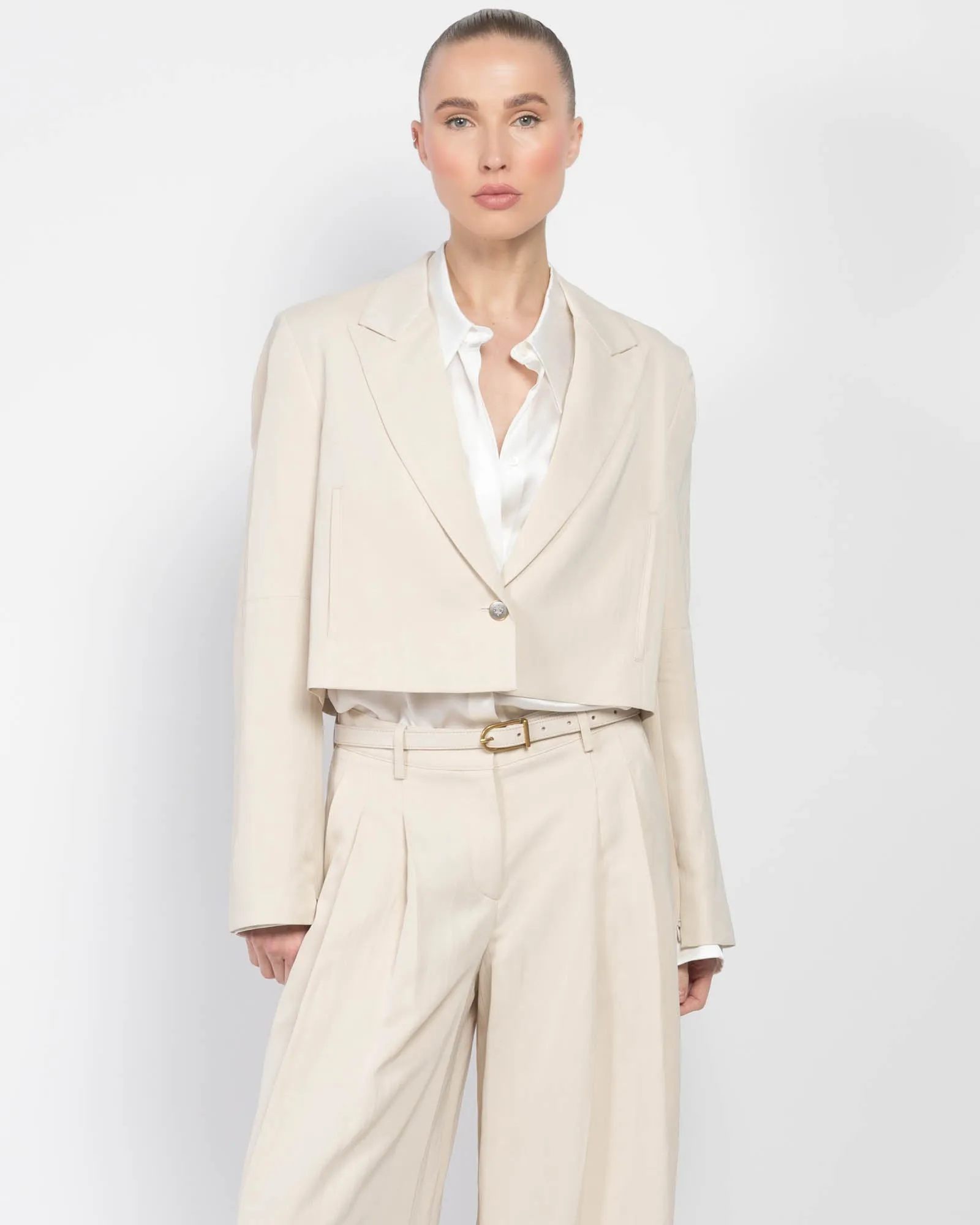 Former Better Half Blazer sold by TNT Fashion