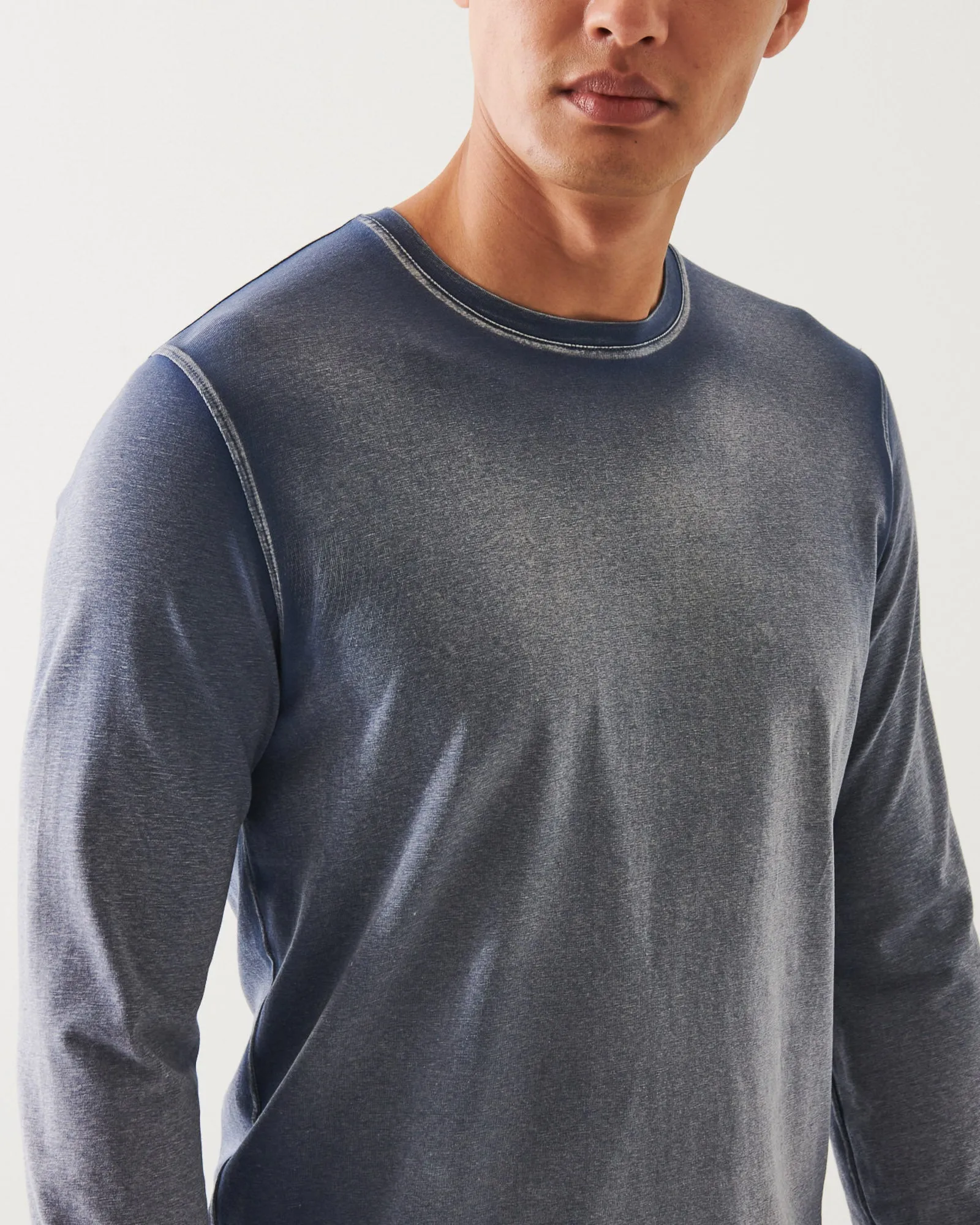 Long Vintage Crew Sweater sold by TNT Fashion product image thumbnail 2
