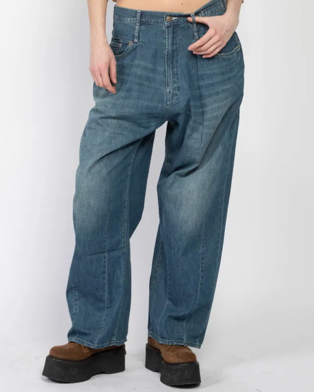 Double Loop Venti Jeans sold by TNT Fashion
