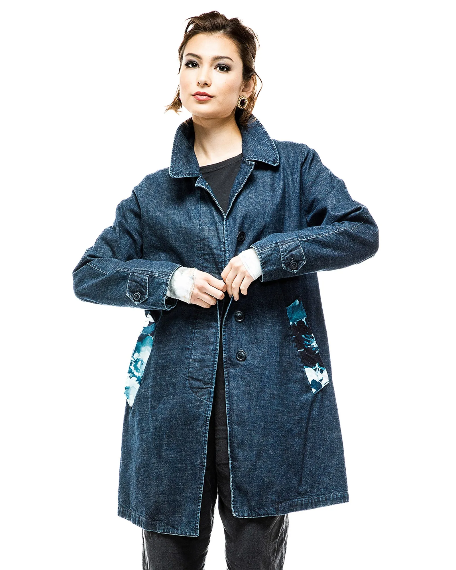 EJ 70 Overcoat sold by TNT Fashion