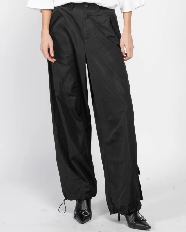 Pants sold by TNT Fashion