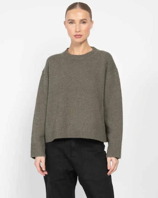 Haisley Sweater sold by TNT Fashion