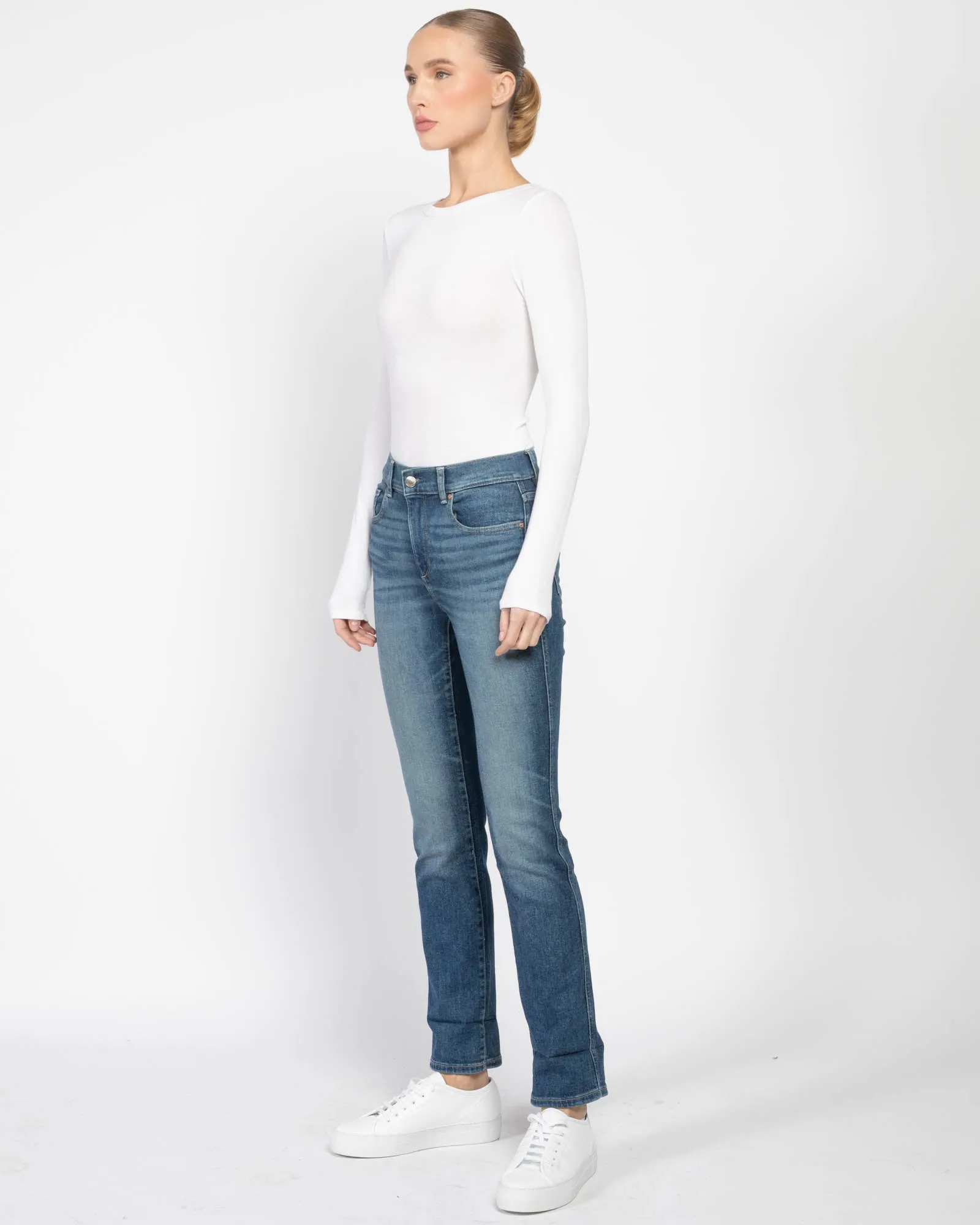 Mara Straight Jeans sold by TNT Fashion product image thumbnail 4