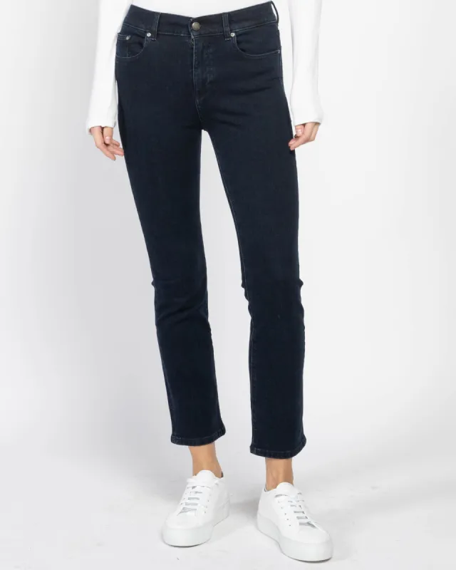 Mara Straight Jeans sold by TNT Fashion