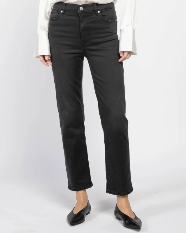 Le Sleek Straight Jeans sold by TNT Fashion