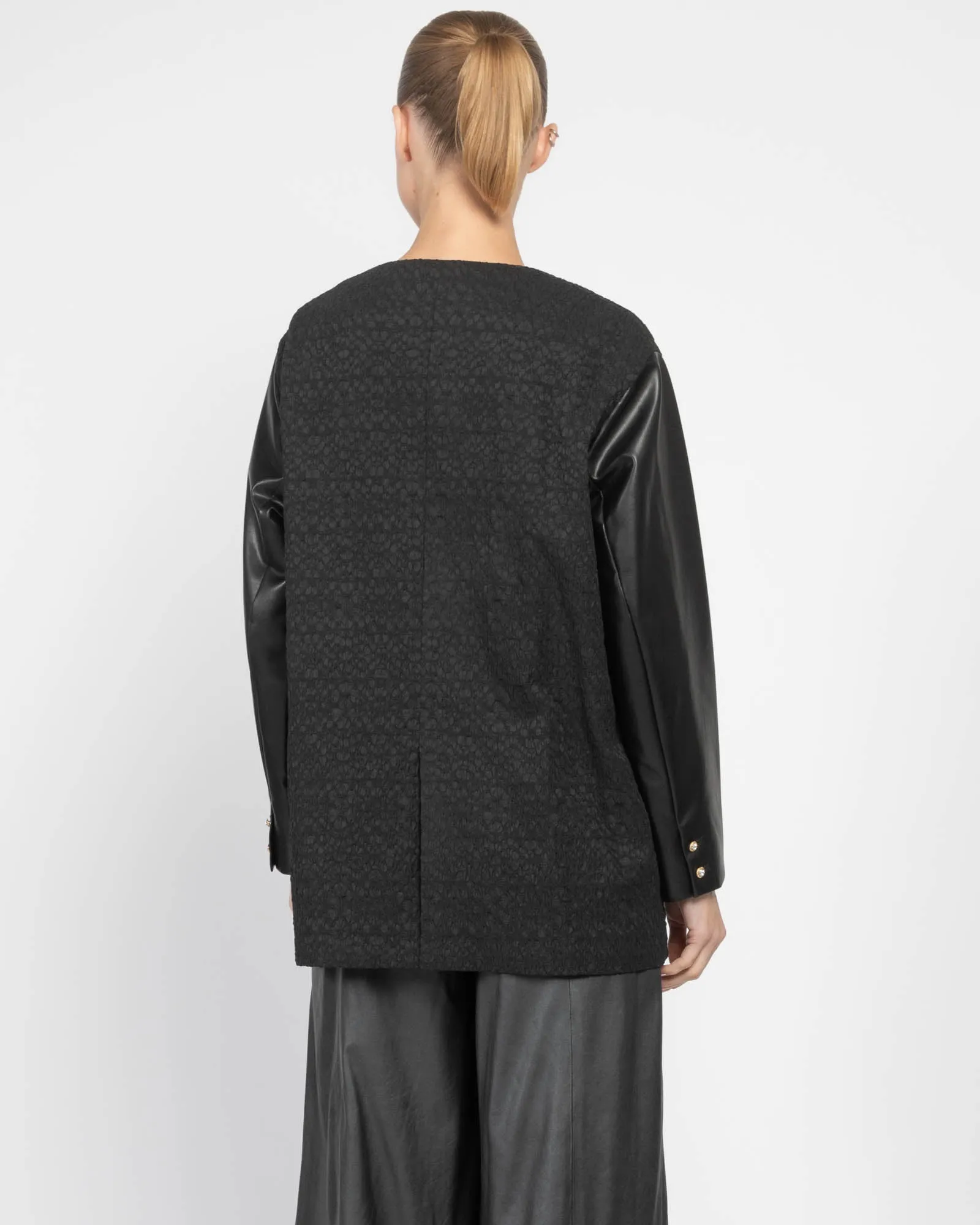 Jacket sold by TNT Fashion product image thumbnail 3