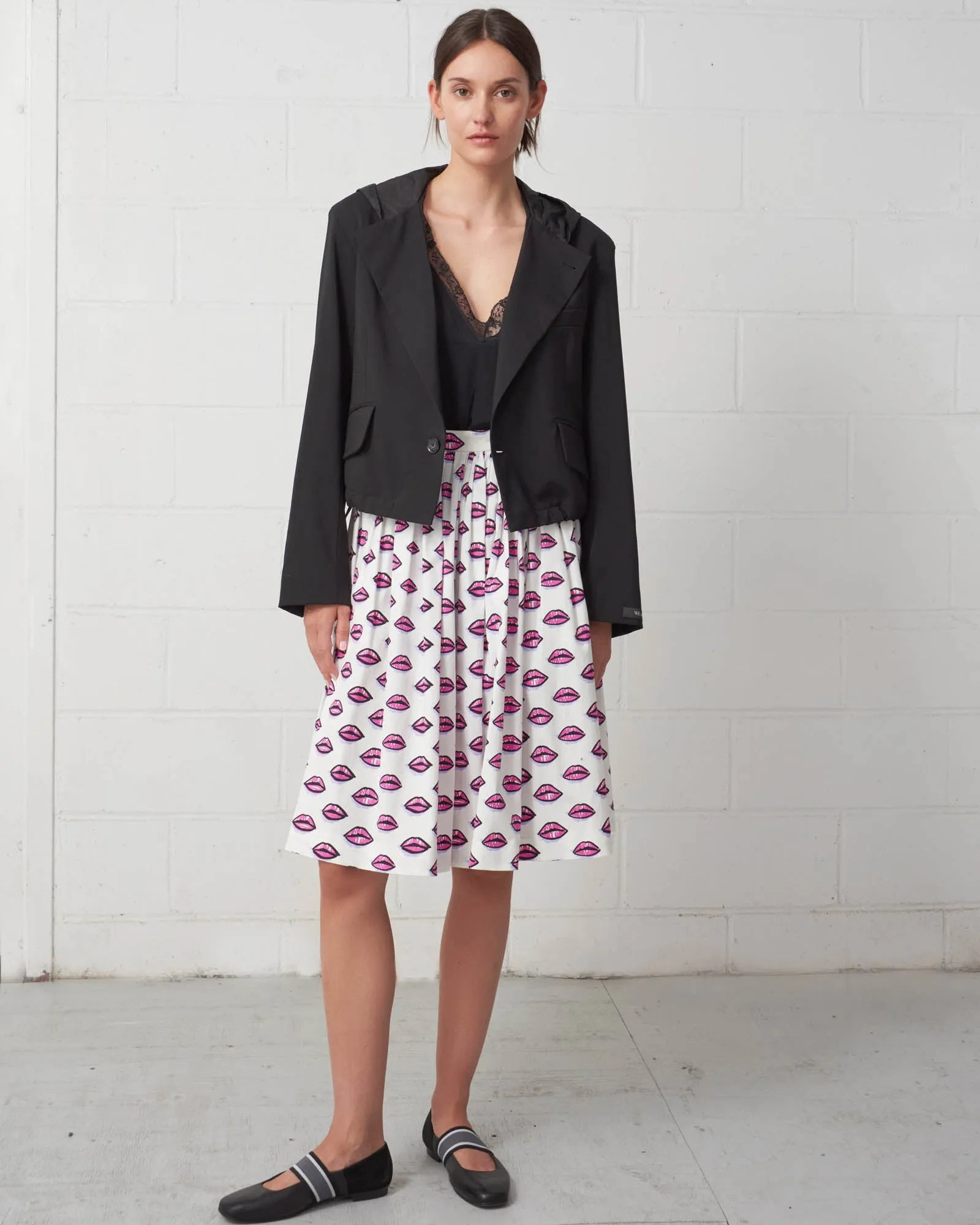 Cropped Hooded Blazer sold by TNT Fashion product image thumbnail 2