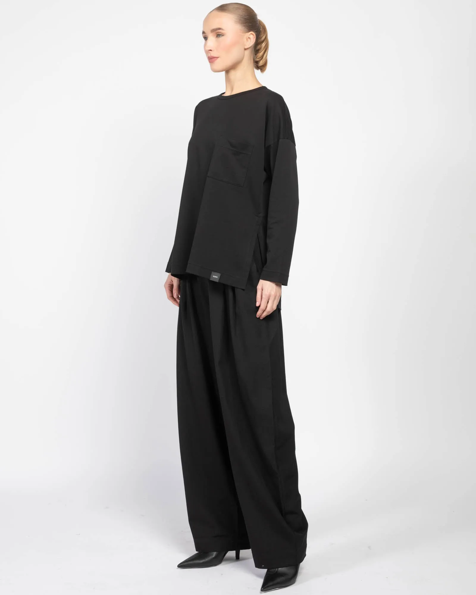 Long Sleeve Square Loose T-Shirt sold by TNT Fashion product image thumbnail 4