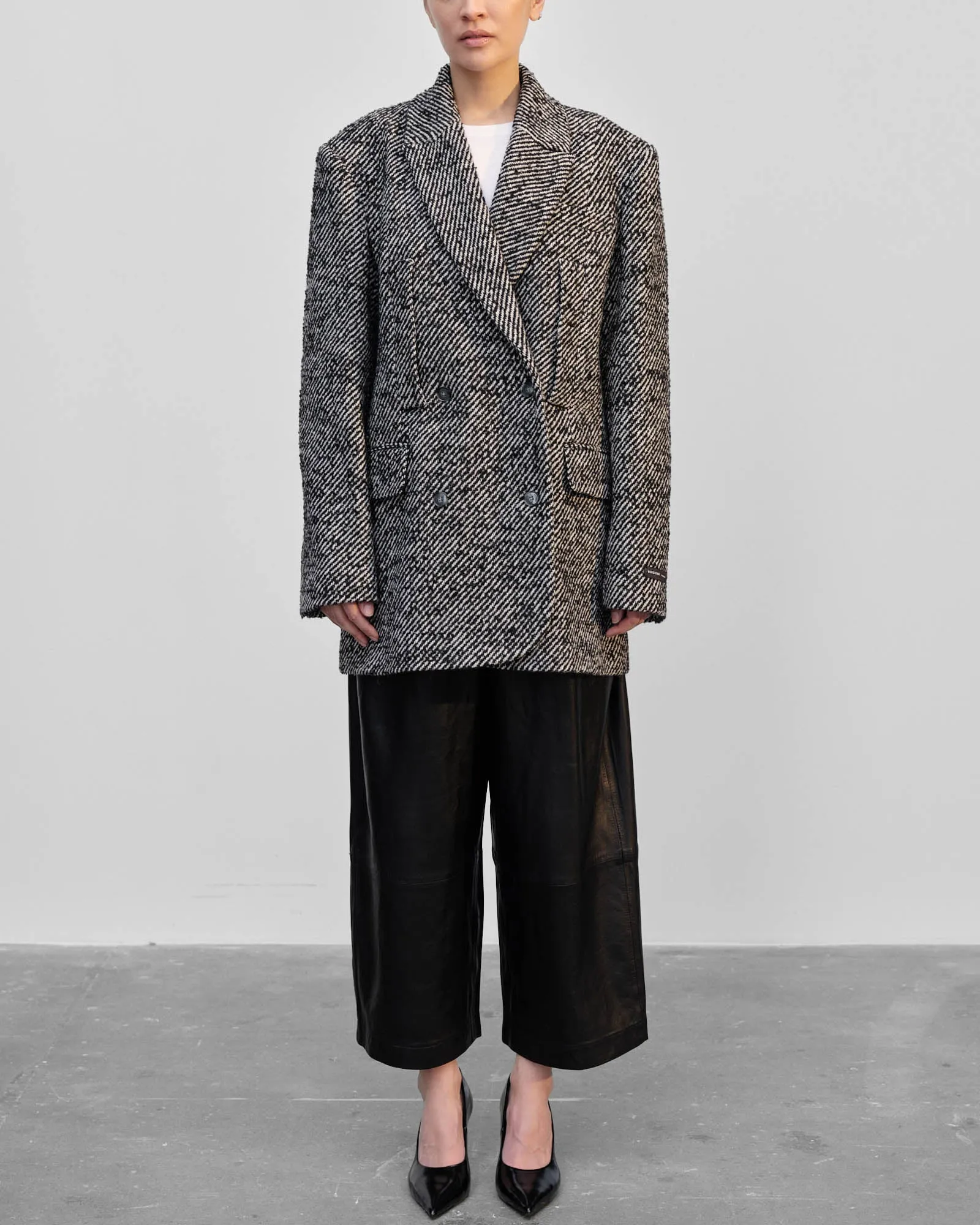 Villi Coat sold by TNT Fashion product image thumbnail 2