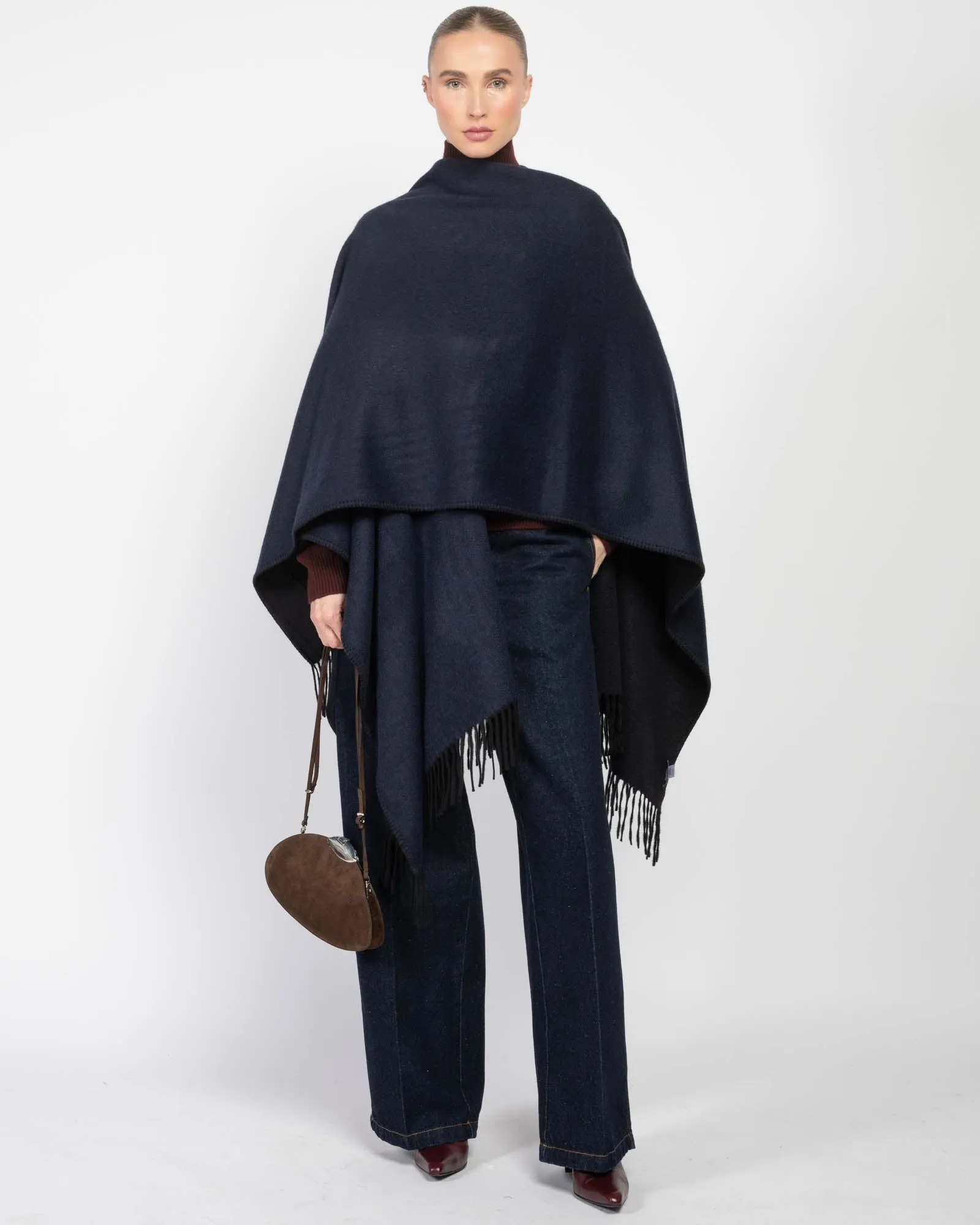 Mia Cape sold by TNT Fashion product image thumbnail 2