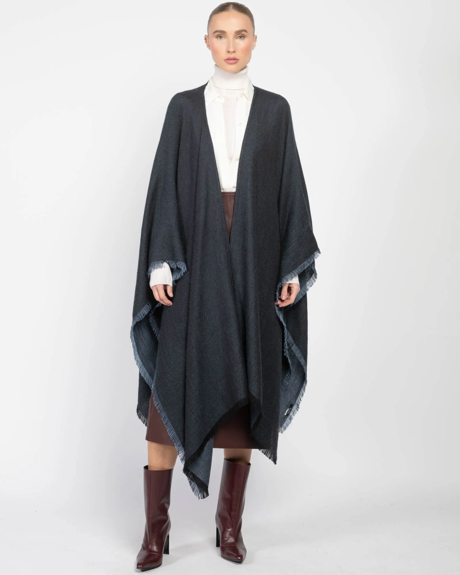 Peonia Cape sold by TNT Fashion
