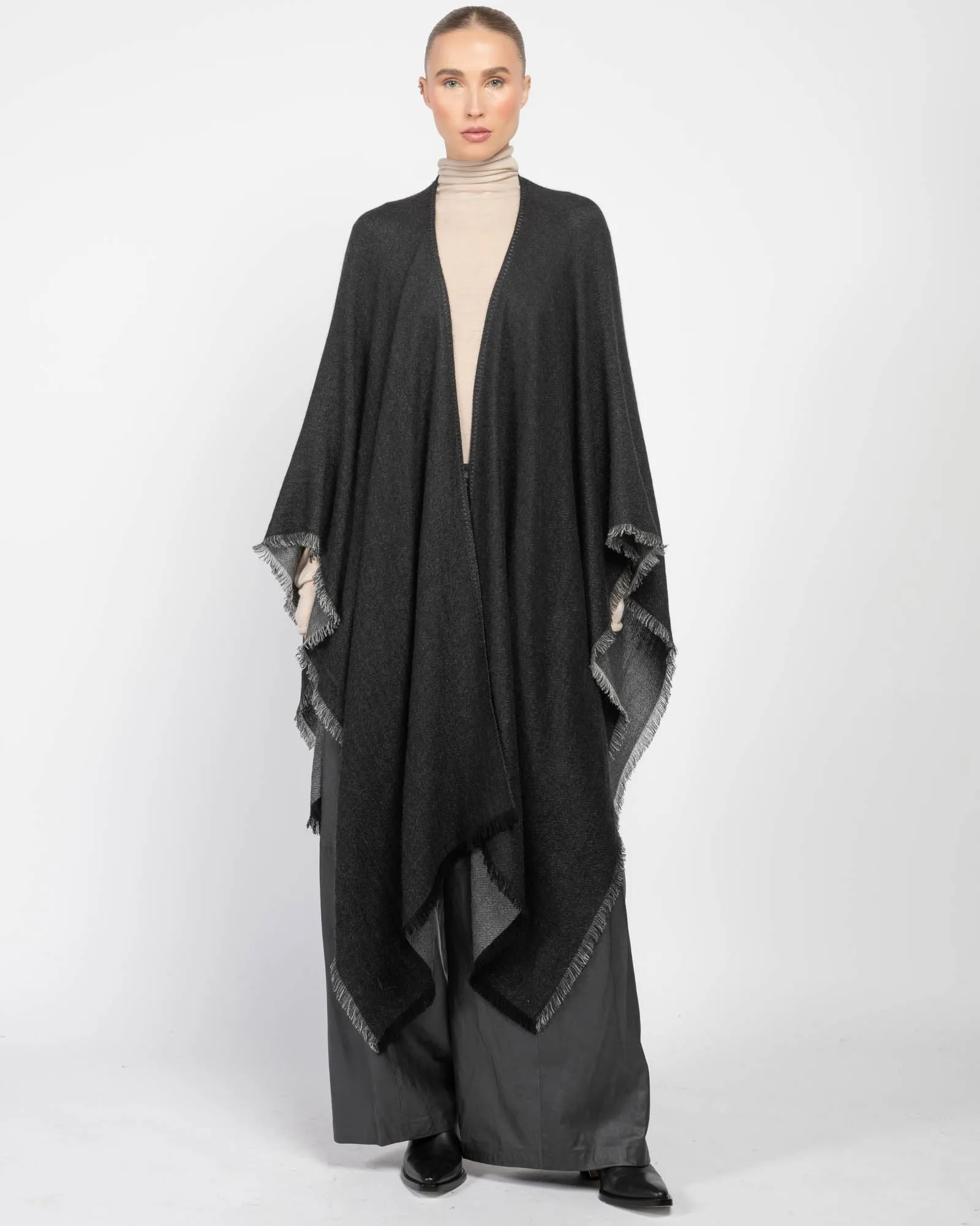 Peonia Cape sold by TNT Fashion