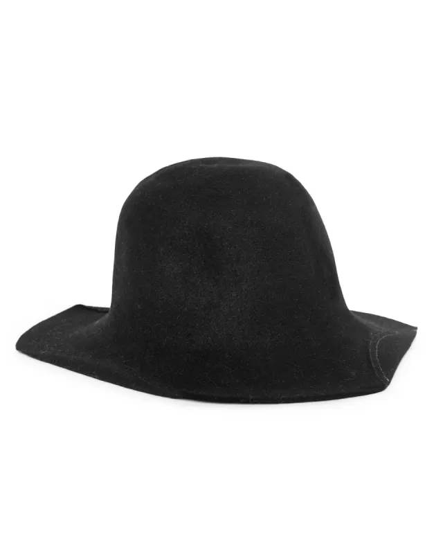 Hat sold by TNT Fashion