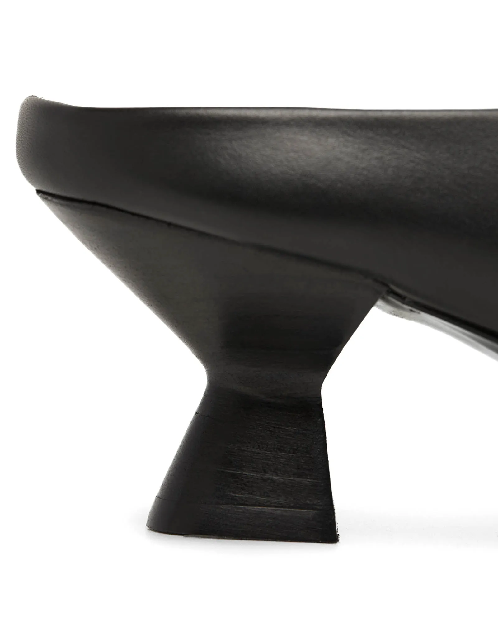 Zampa Sandals sold by TNT Fashion product image thumbnail 4