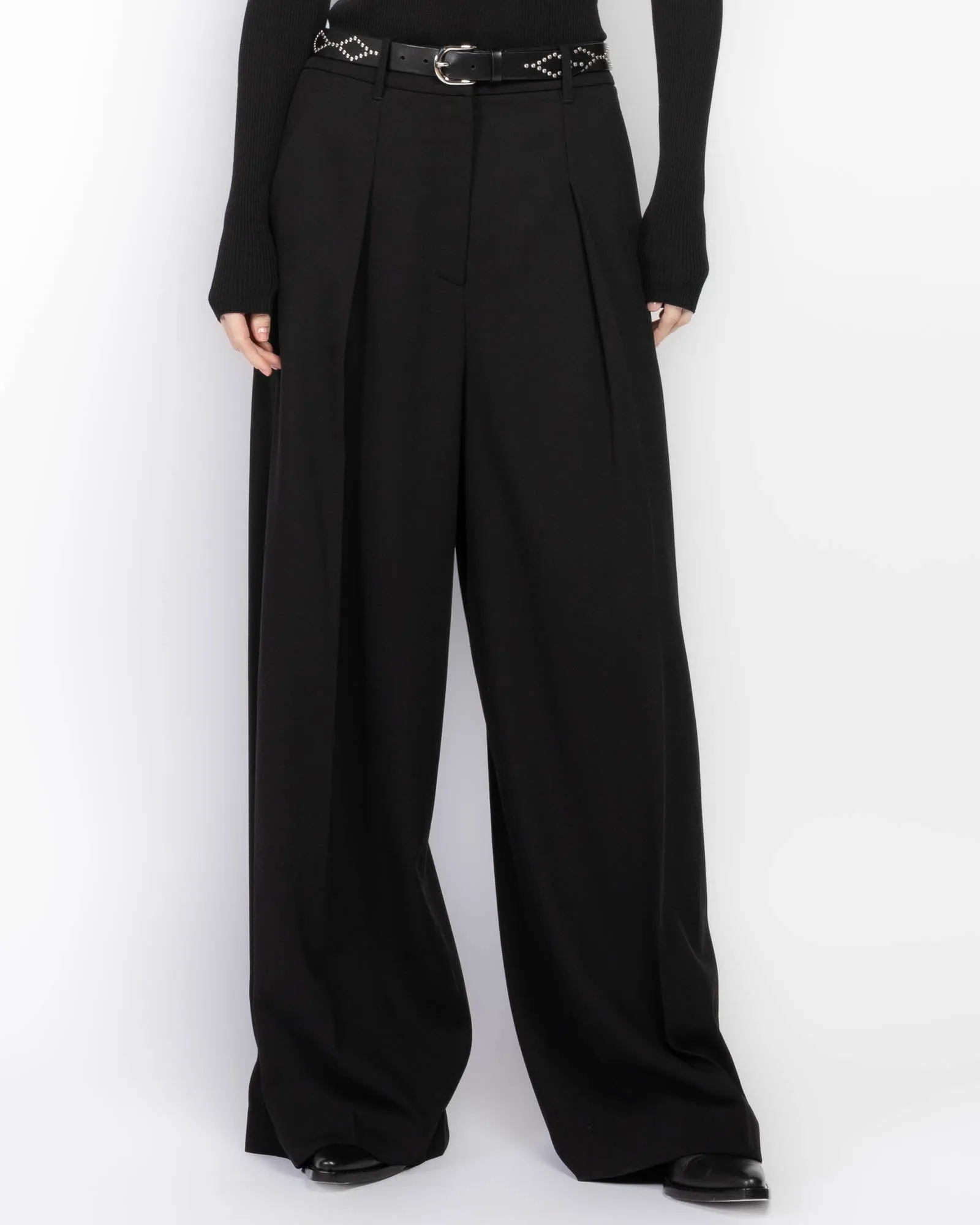 Ryder Pants sold by TNT Fashion