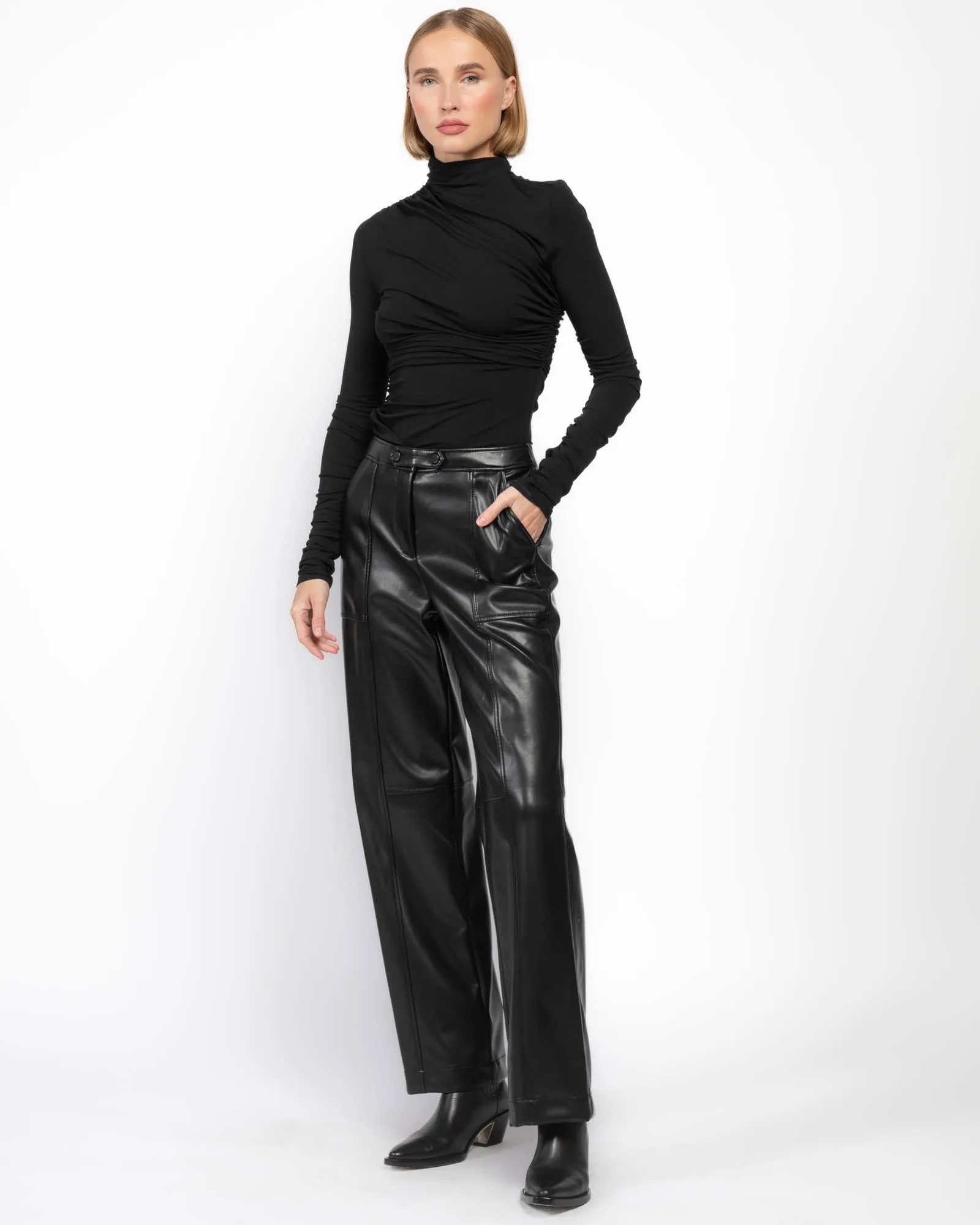 Leomie Top sold by TNT Fashion product image thumbnail 2