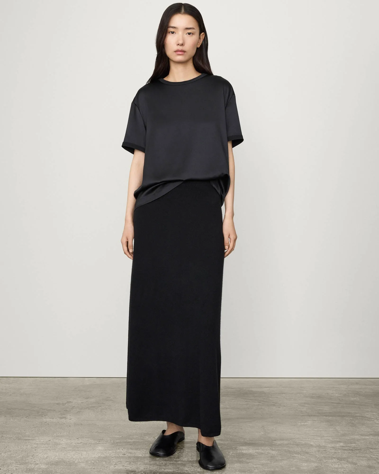 Round Neck T-Shirt sold by TNT Fashion product image thumbnail 2