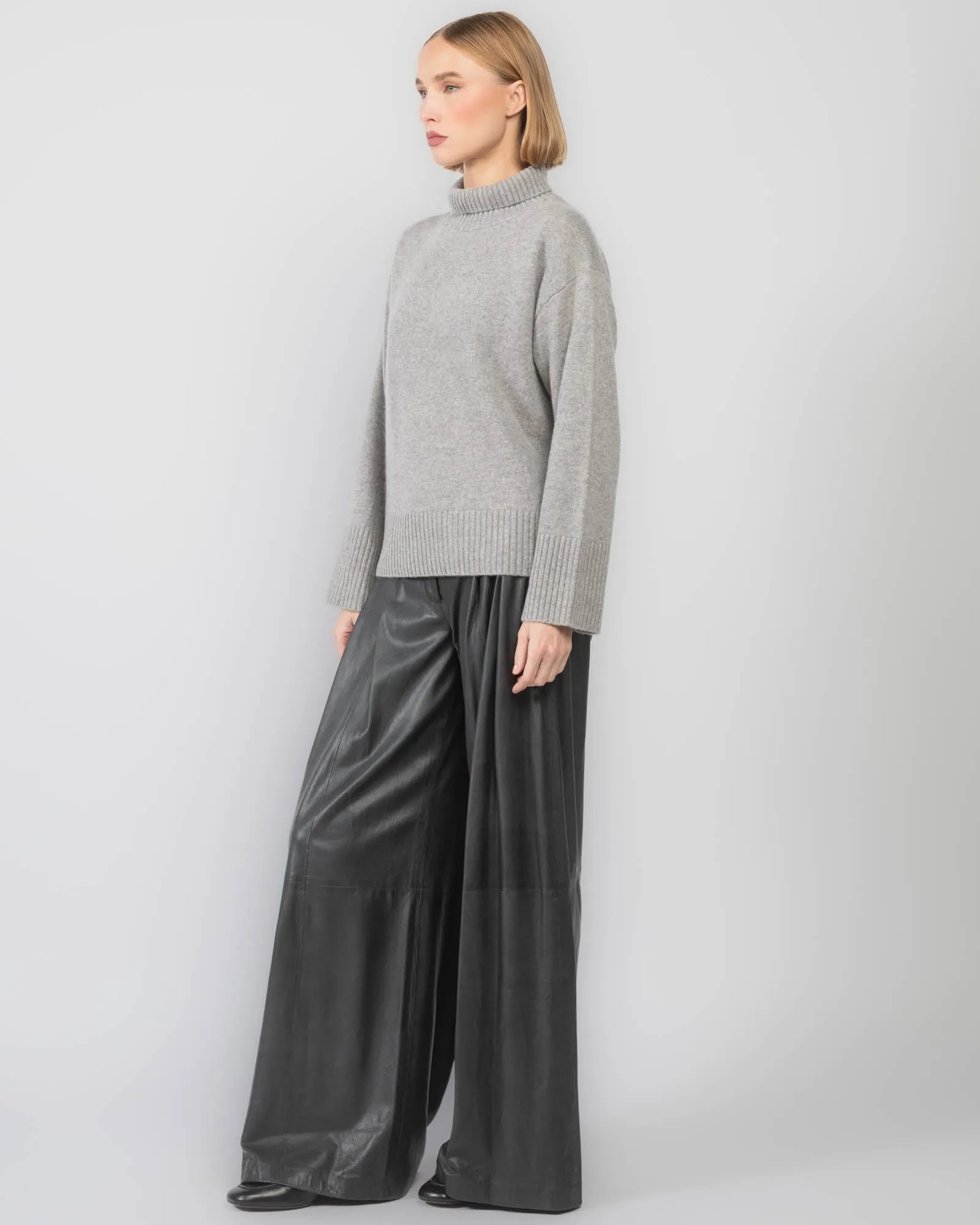 Standneck sold by TNT Fashion product image thumbnail 4