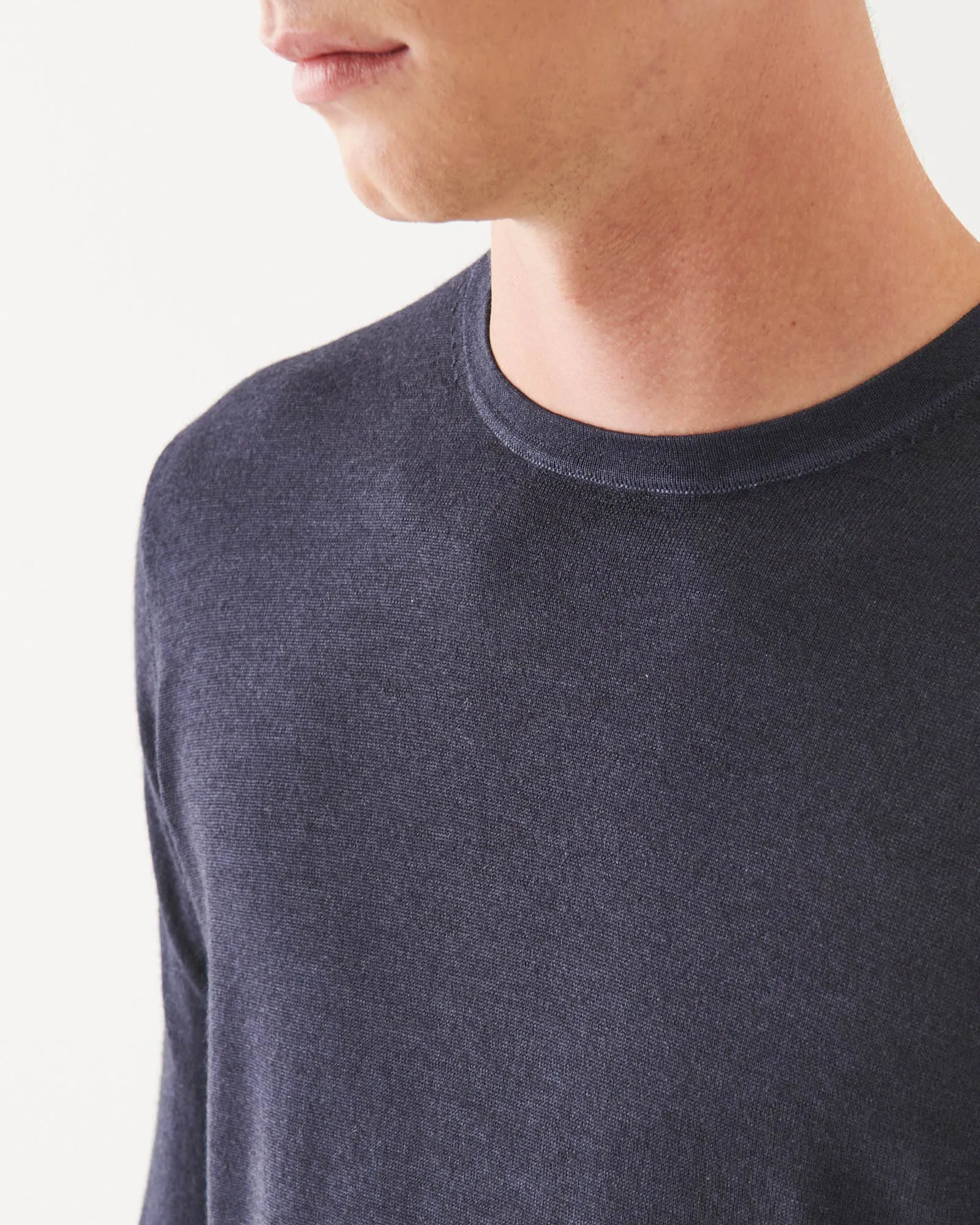 Vintage Crewneck Top sold by TNT Fashion product image thumbnail 3