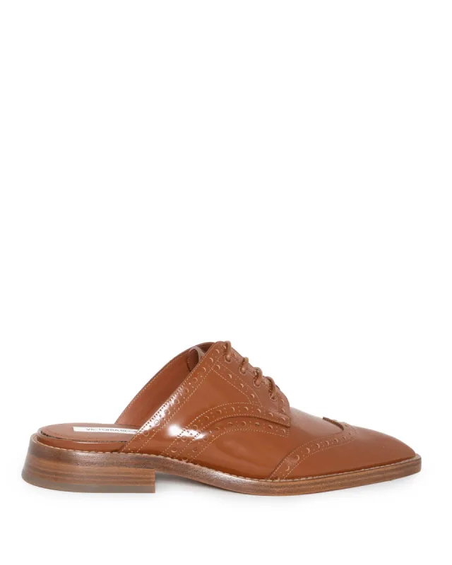 Oxfords sold by TNT Fashion