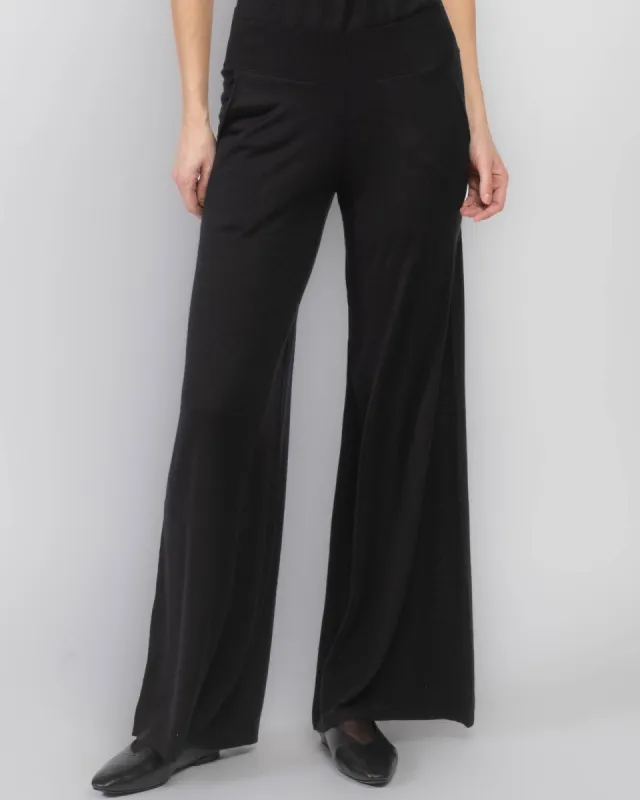 Wide Pants sold by TNT Fashion