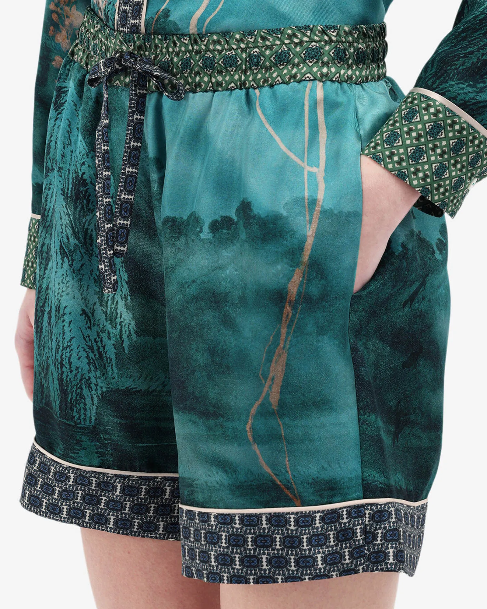 Aloe Shorts sold by TNT Fashion product image thumbnail 5