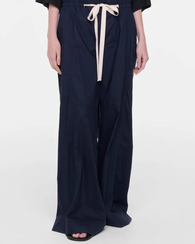 Trousers sold by TNT Fashion