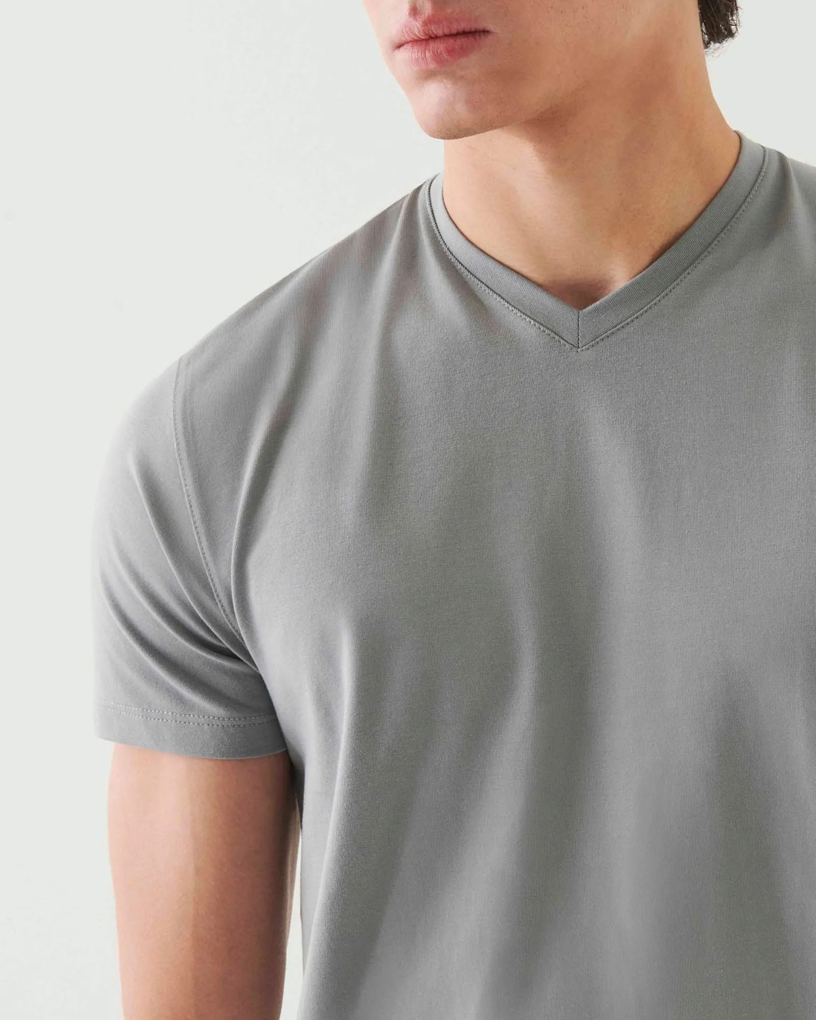 Short Sleeve V-Neck Stretch Tee sold by TNT Fashion product image thumbnail 4