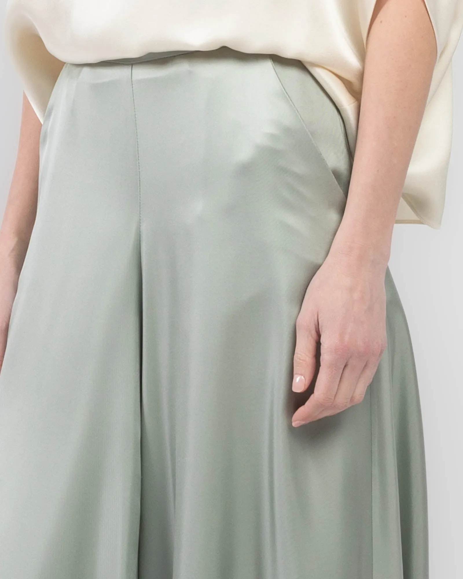 Silk Twill Wide Leg Pants sold by TNT Fashion product image thumbnail 5