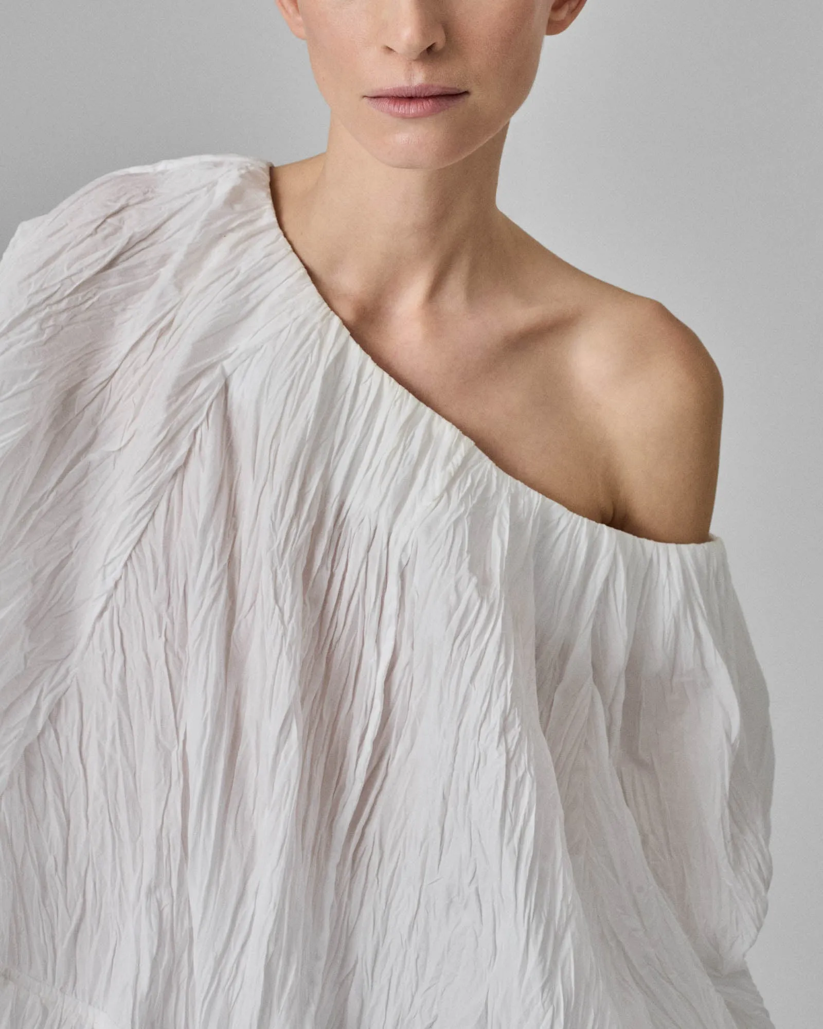 Tulip Boatneck Blouse sold by TNT Fashion product image thumbnail 3