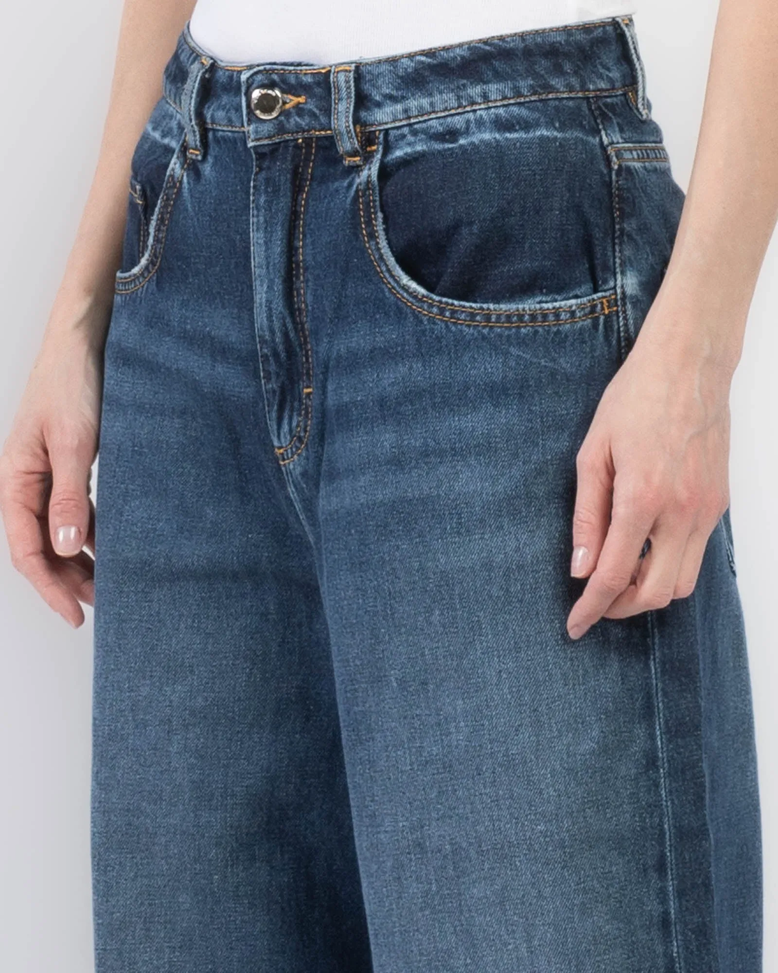 Poppy Jeans sold by TNT Fashion product image thumbnail 5