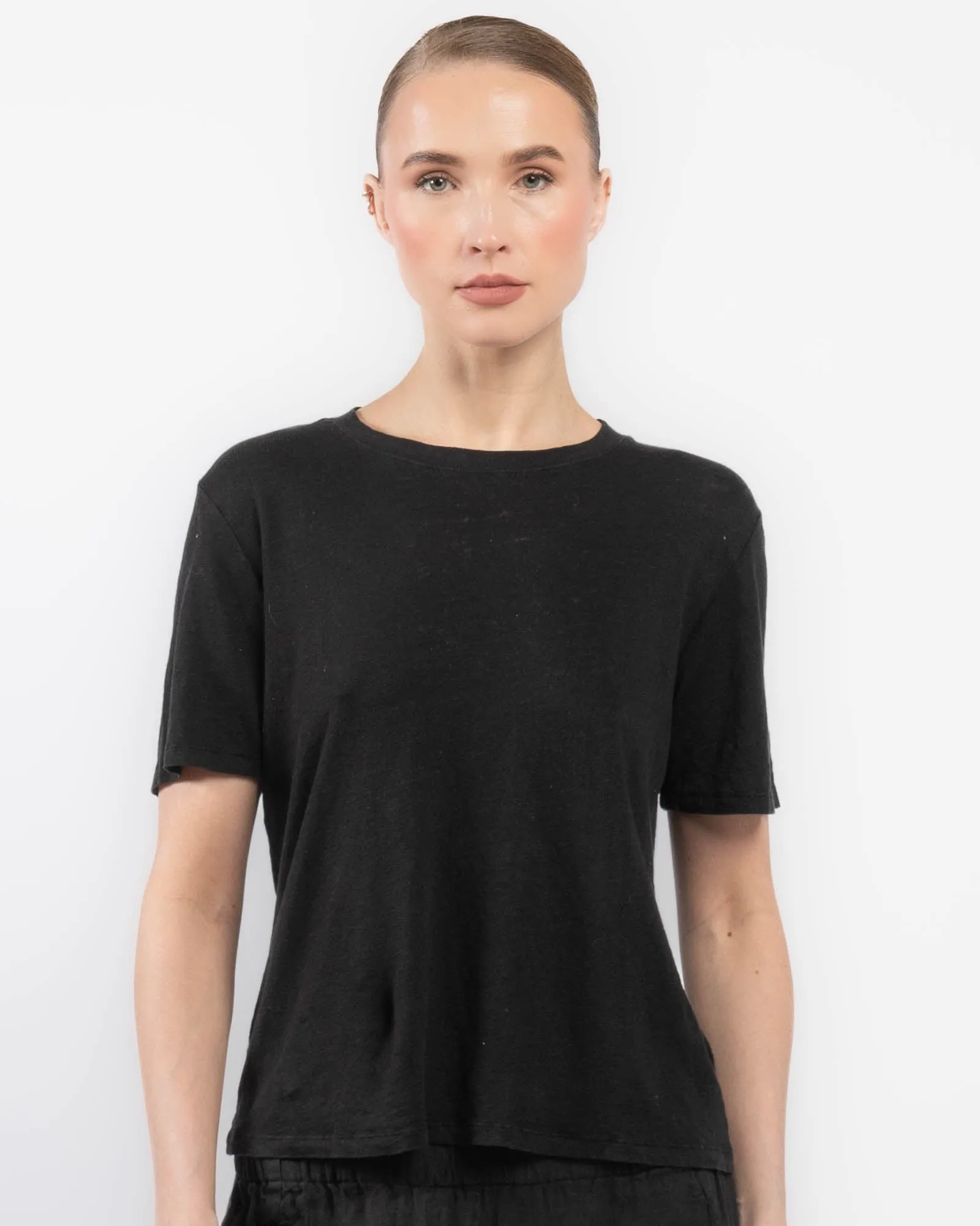 Cleo Wade Linen Tee sold by TNT Fashion