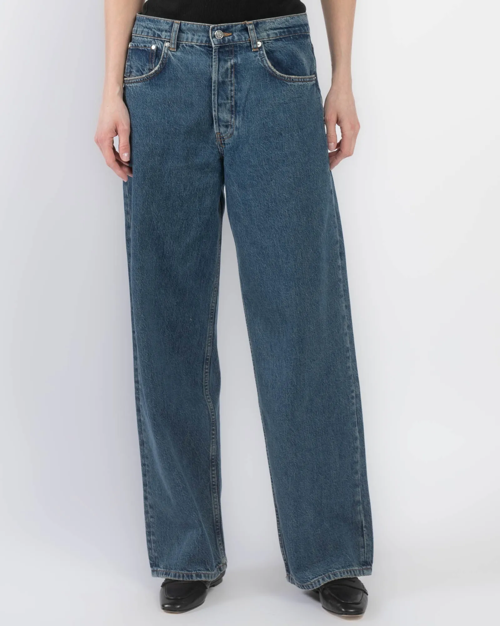 Manon Jeans sold by TNT Fashion