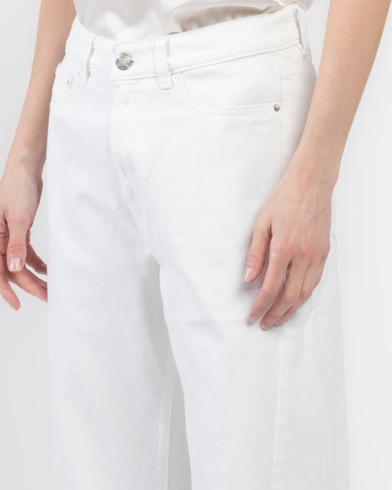 Miro Barrel Jeans sold by TNT Fashion product image thumbnail 5