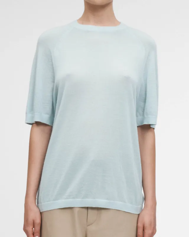Oversized T-Shirt sold by TNT Fashion