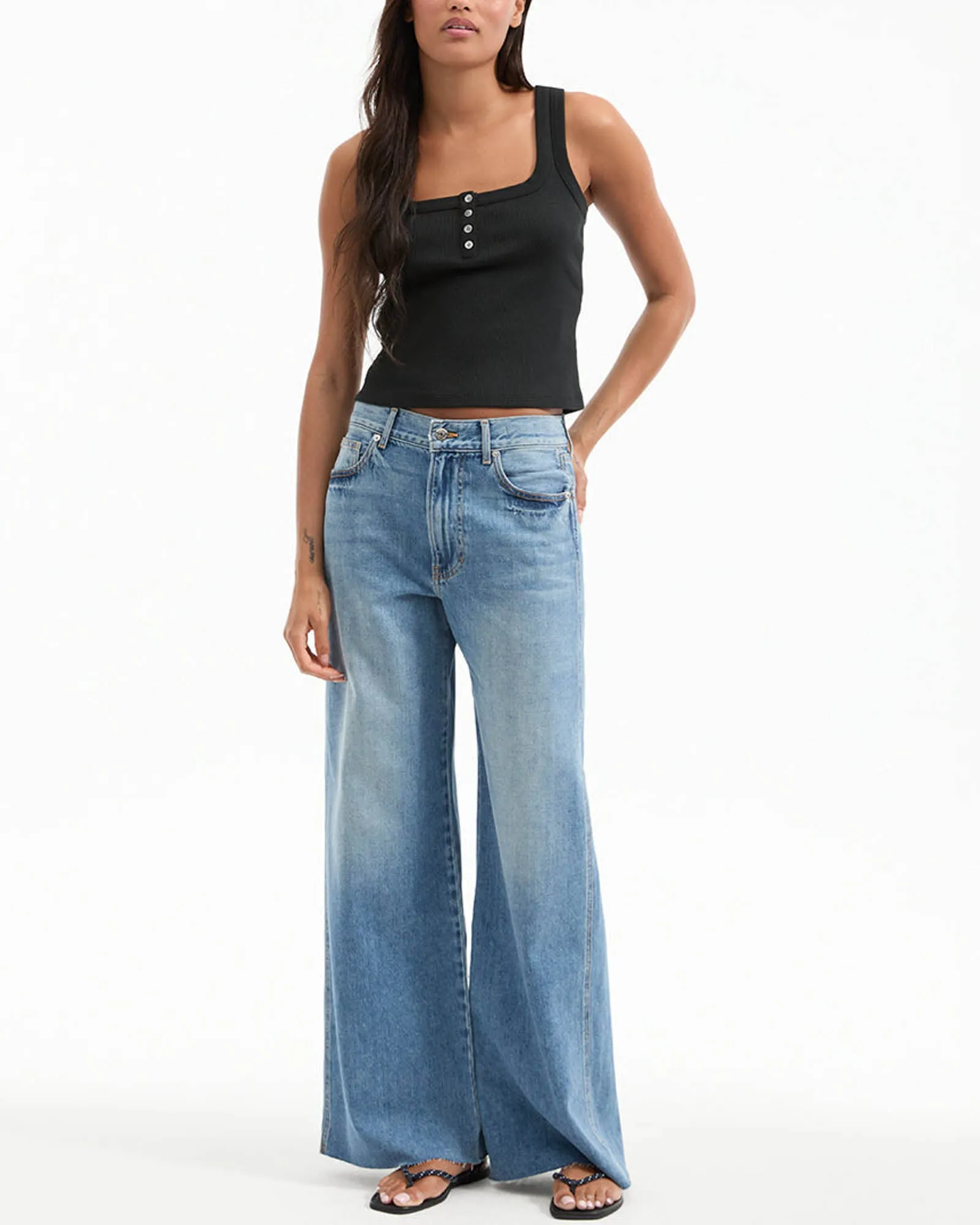 Kasey Mid Jeans sold by TNT Fashion product image thumbnail 2