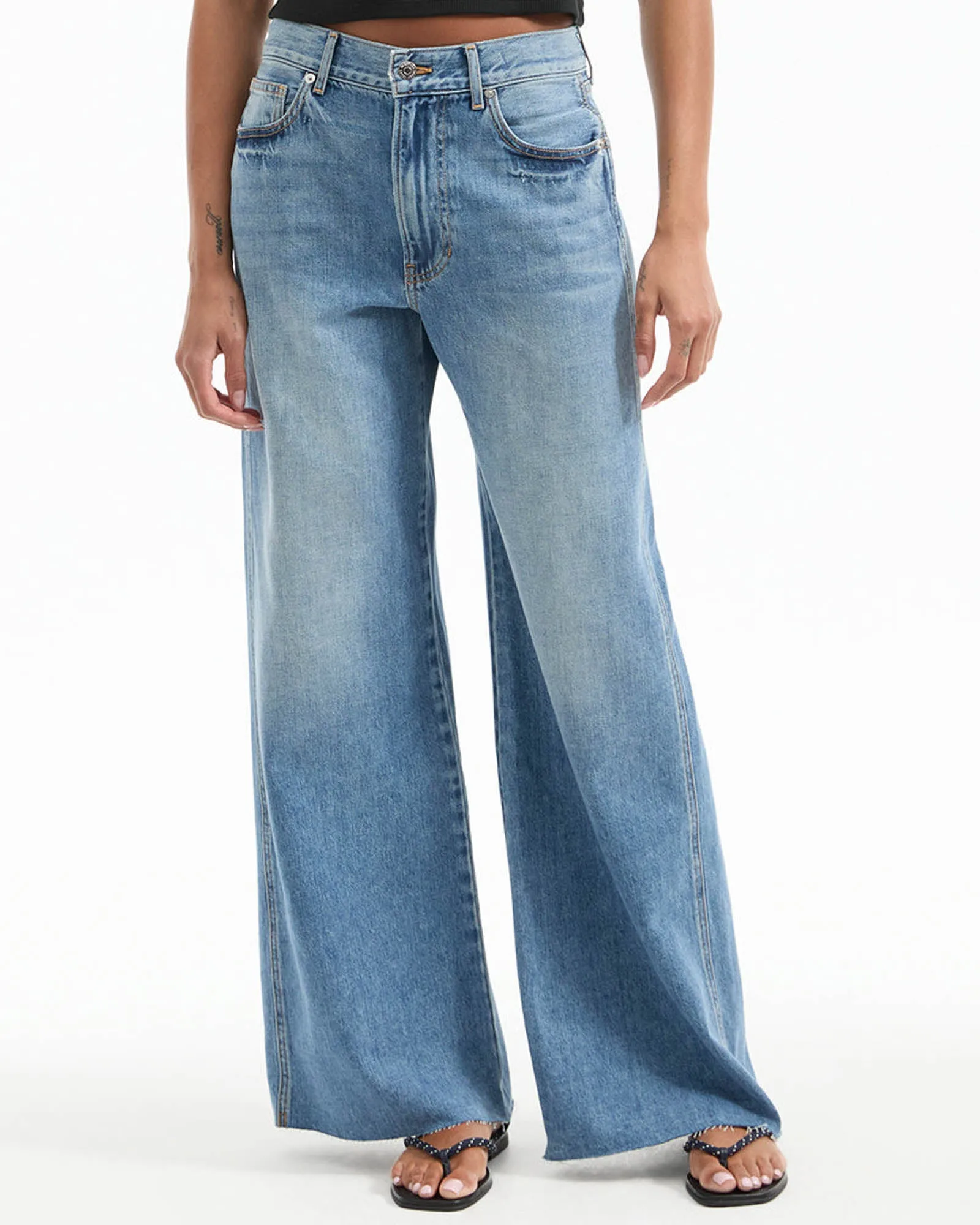 Kasey Mid Jeans sold by TNT Fashion