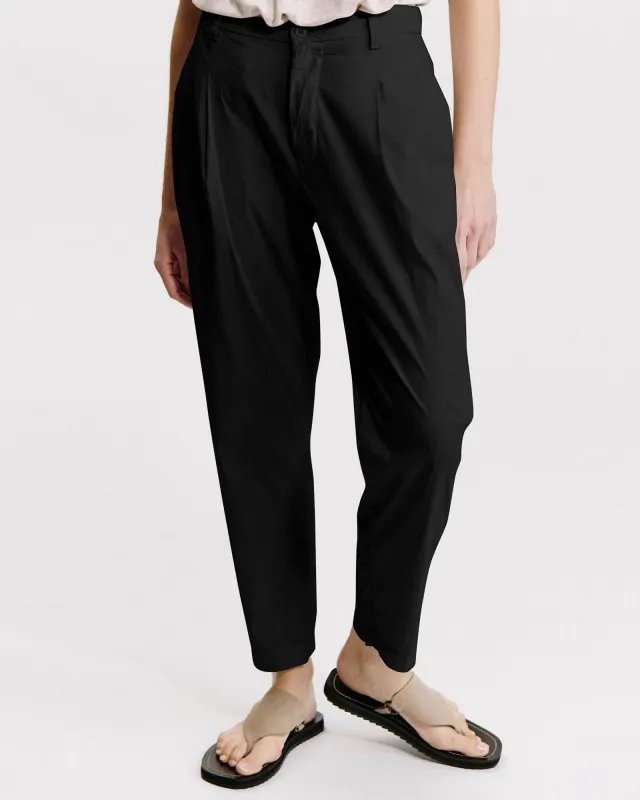 Trousers sold by TNT Fashion