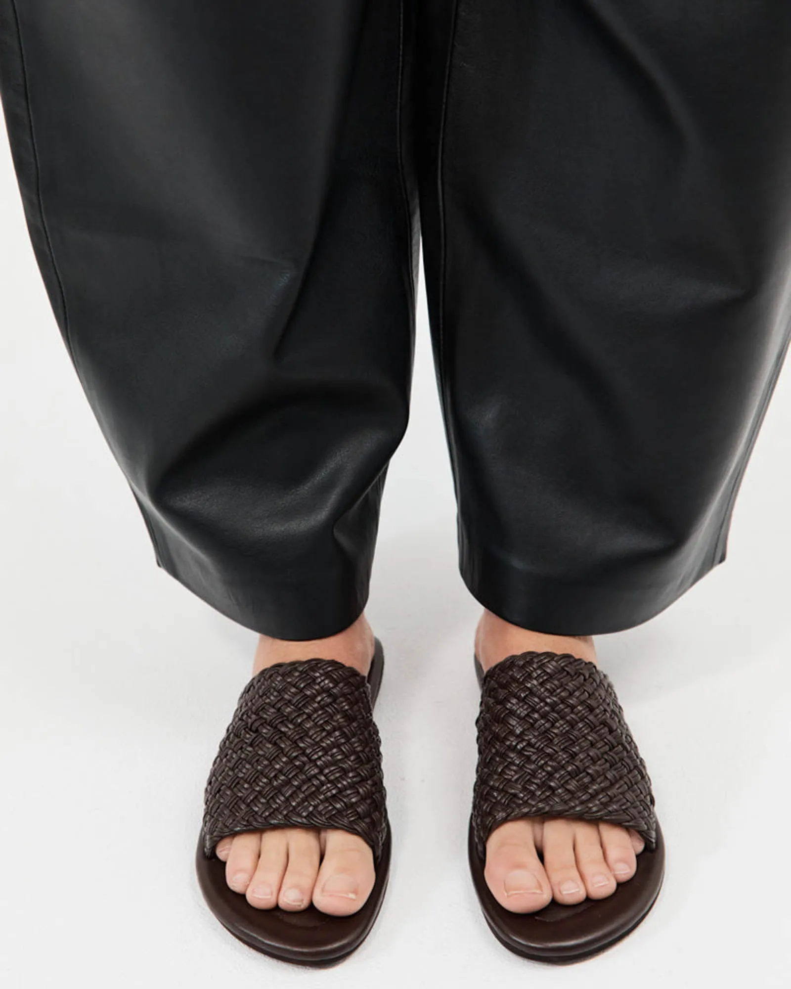 Woven Minimal Slides sold by TNT Fashion product image thumbnail 2