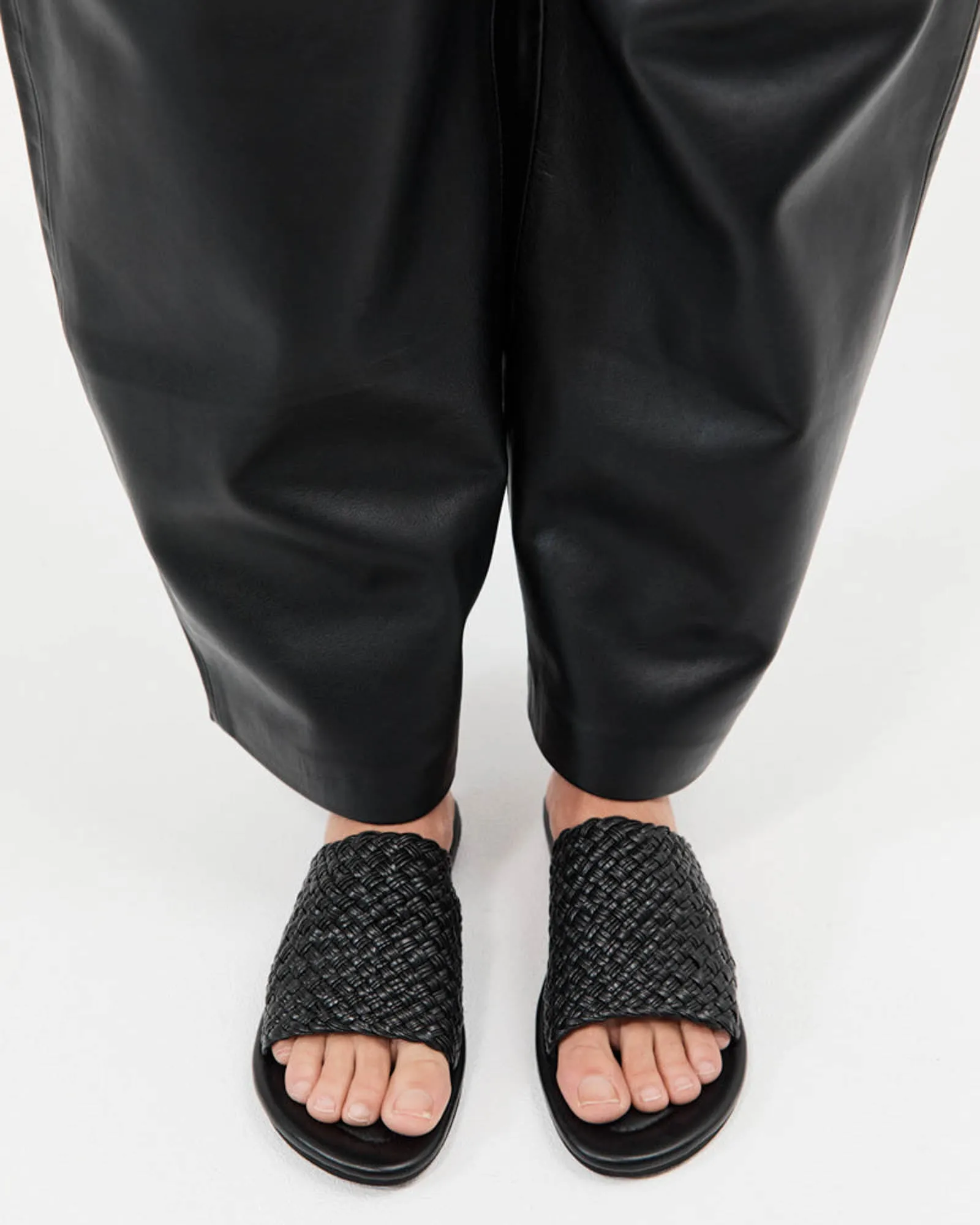 Woven Minimal Slides sold by TNT Fashion product image thumbnail 2