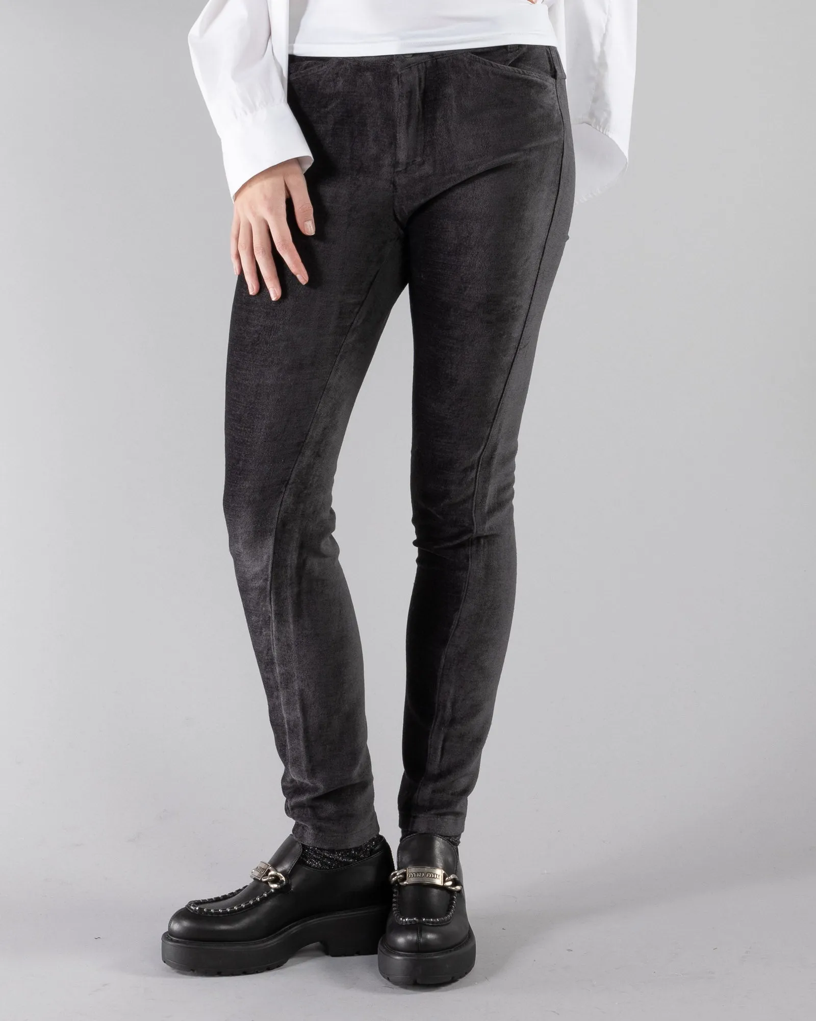 Trousers sold by TNT Fashion