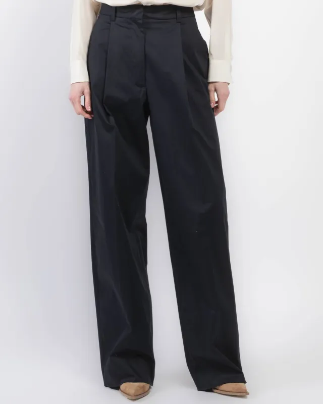 Axel Popeline Pants sold by TNT Fashion