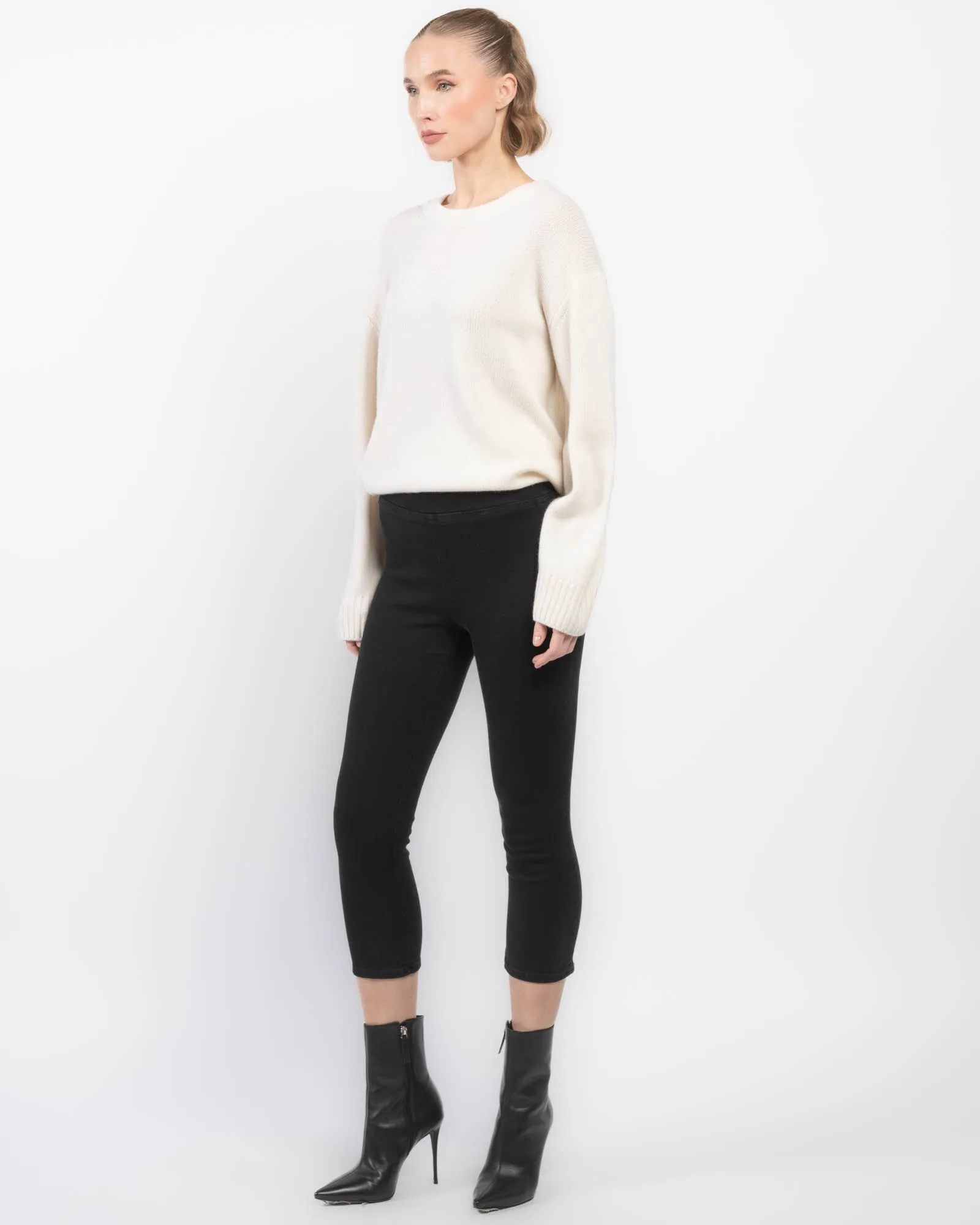 Jetset Weekend Capri sold by TNT Fashion product image thumbnail 4