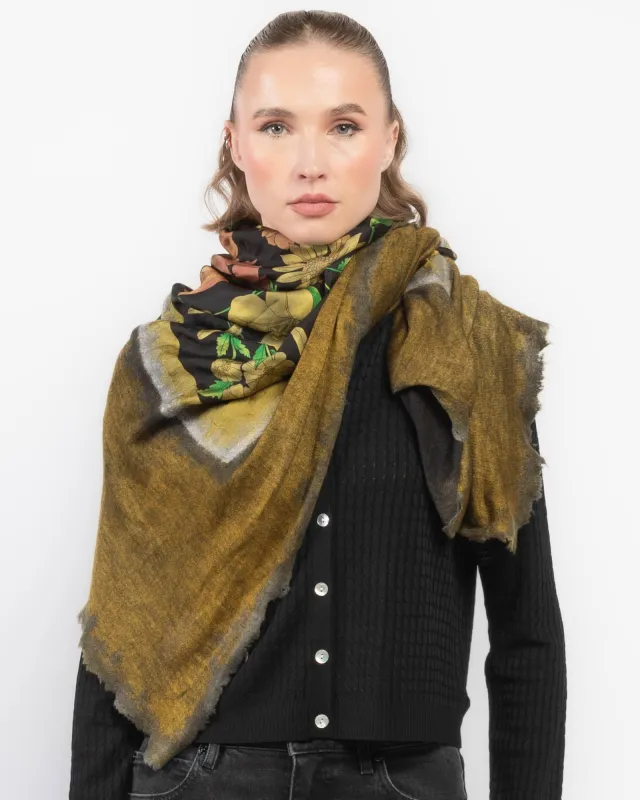 Scarf sold by TNT Fashion