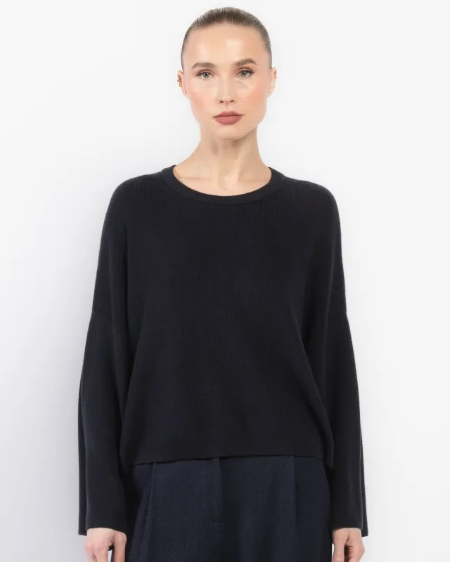 Easy Short Sweater made by Dusan