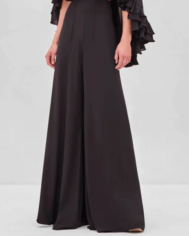 Verio Pants sold by TNT Fashion