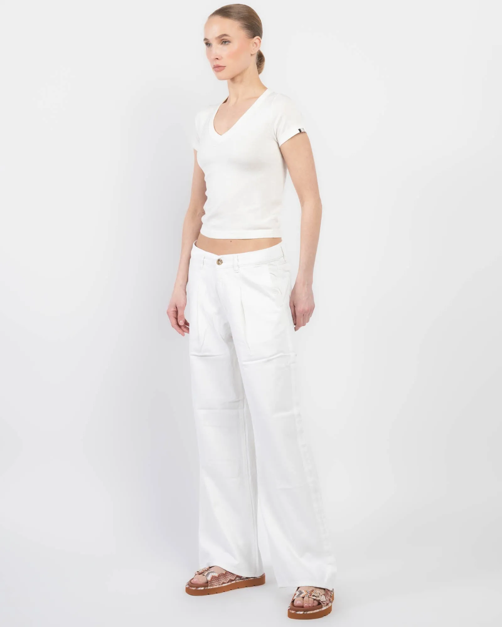 Isabel Wide Leg Jeans sold by TNT Fashion product image thumbnail 4