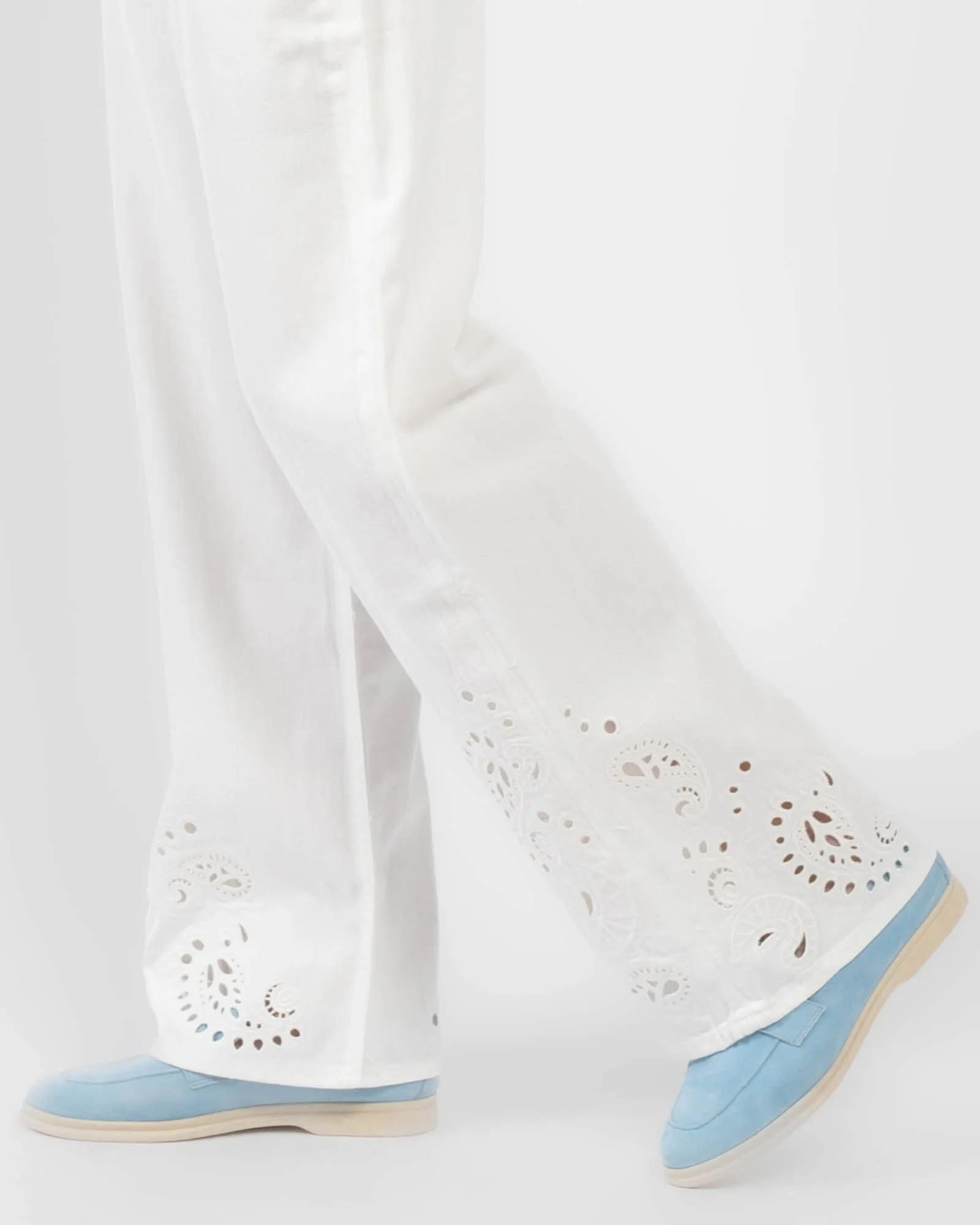 Featherweight Phoebe Jeans sold by TNT Fashion product image thumbnail 5