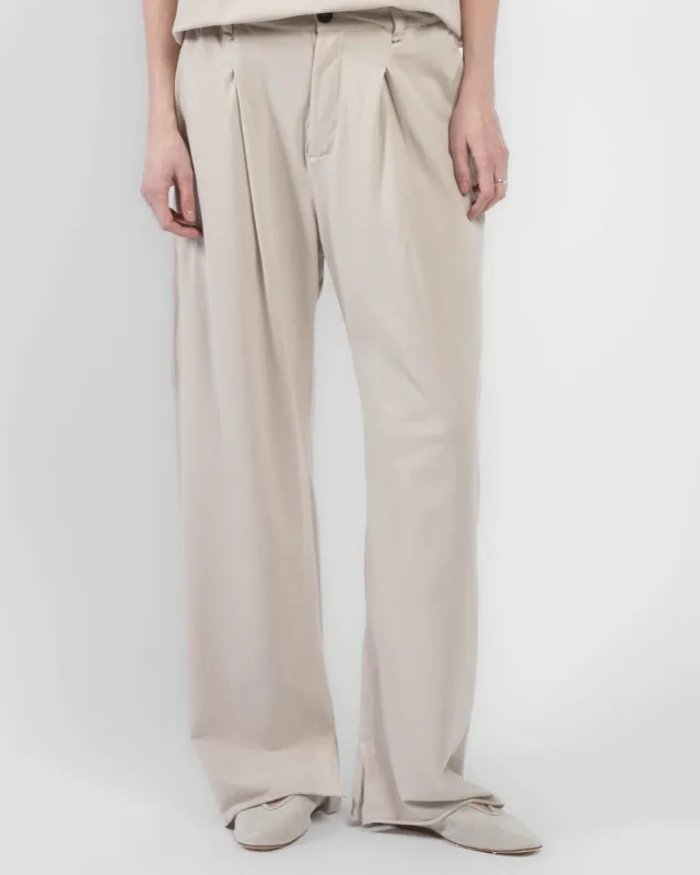Pleated Pants sold by TNT Fashion